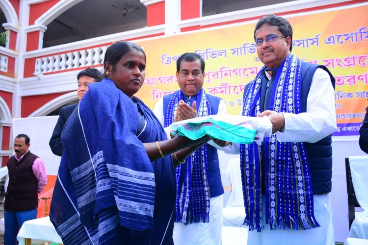 The government continues its development work: Manik Saha