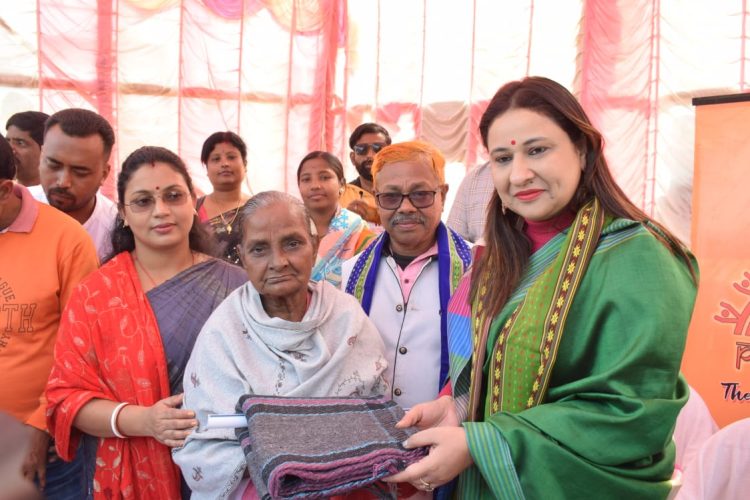 Purvaudaya distributes blankets
