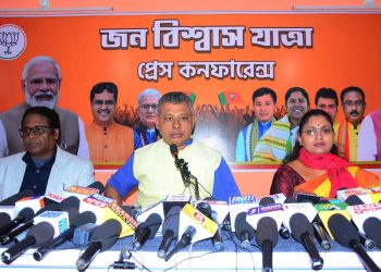 Mithun in the campaign, the nominated candidates are going door to door