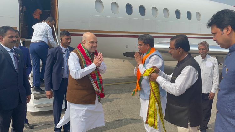 CPM-Congress jointly holds press conference