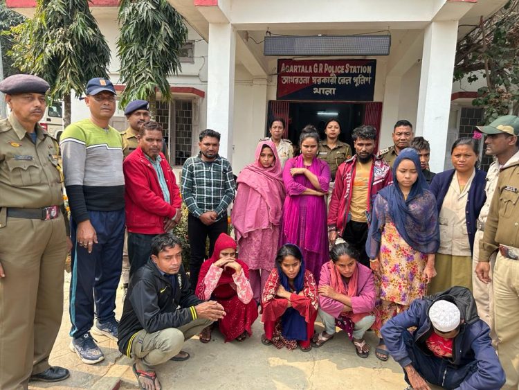 Rohingya and Bangladeshis detained