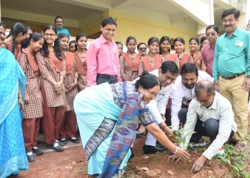Tree plantation programme held at Bani Vidyapith school