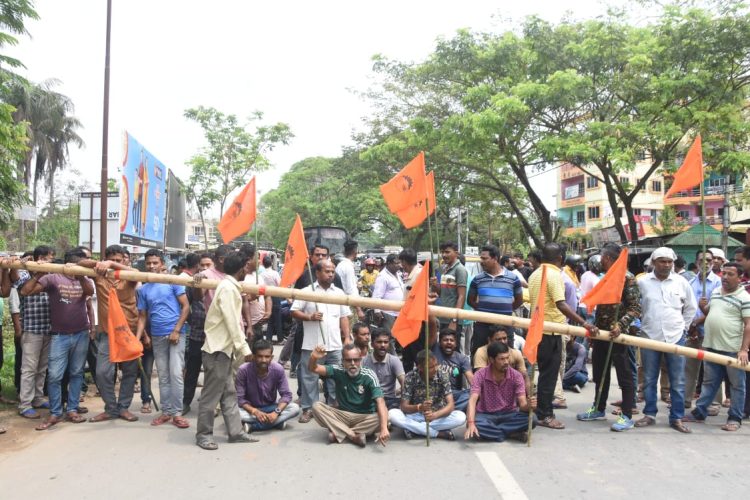Bharatiya Mazdoor Sangha blockade the Assam Agartala road