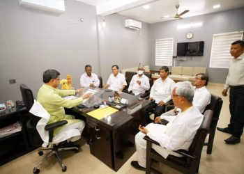 CPI(M) leaders submits deputation