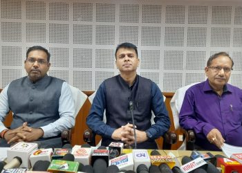 PCCF, Forest Deptt, Secretary ICA and special Secretary holds press conference on G20 project.