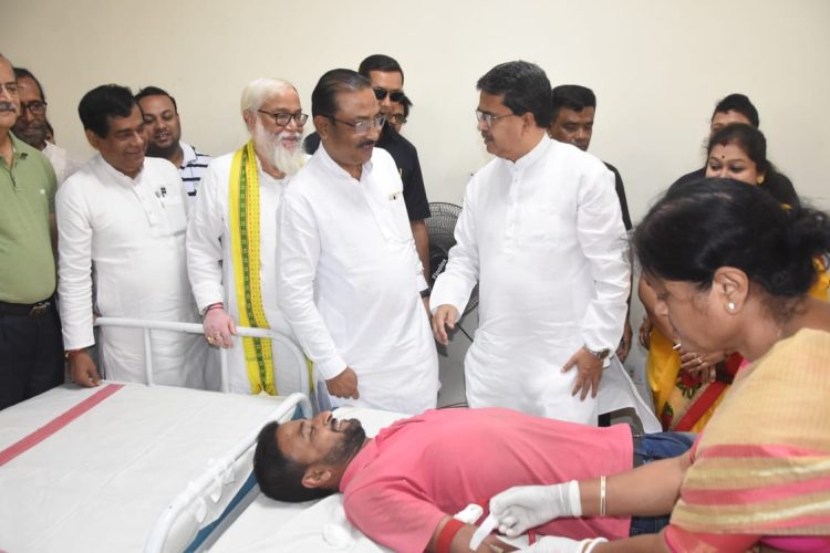 CM inaugurated the blood donation camp