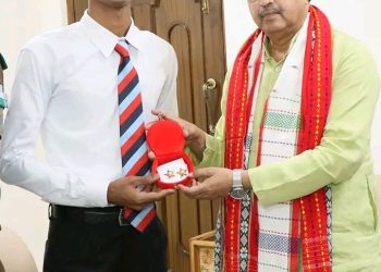 Partha Pratim Bhattacharjee, NCC Cadet from Tripura who got recommended by the Services Selection Board(SSB) to become an Officer in the Indian Army, paid a courtesy visit at my office chamber today.
