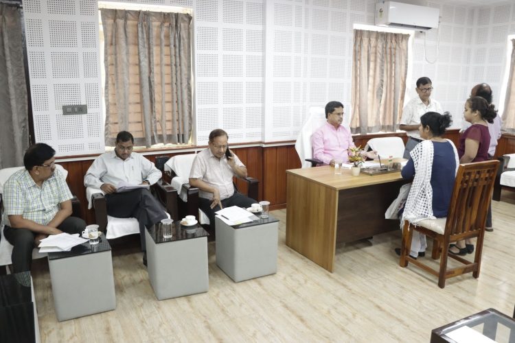 Govt is sincere to deliver benefits of various schemes, government facilities to common people: Chief Minister