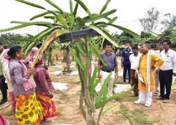 TATE examinees protest at TRBT office