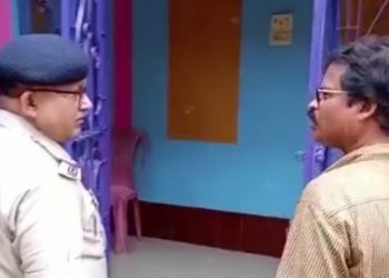 In Dhupirband area of ​​Uttar district, theft in the afternoon, excitement in the area..