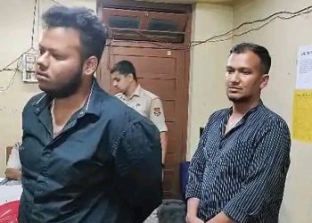 Convoy of the Chief Minister hit, two youths arrested with the car!!