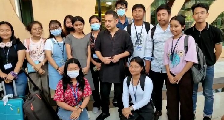 Second batch of students of Tripura studying in violence hit Manipur returned