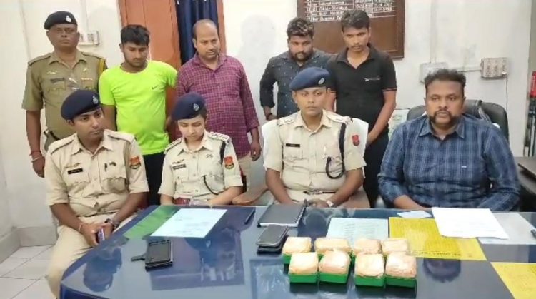 4 arrested with drugs
