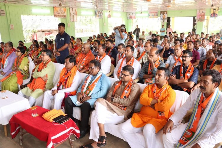 Dr Saha listens PM Modi’s speech on “Mera Booth Sabse Majboot”
