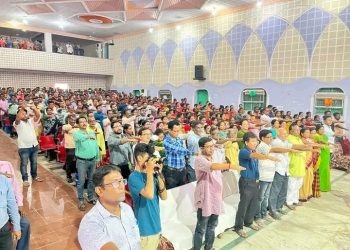 We need food-not tobacco’ ie ‘We want food, not tobacco’!