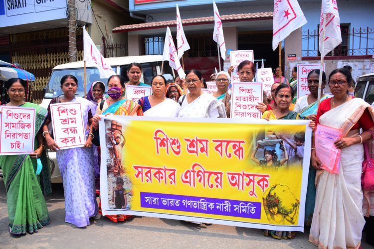 Protest of the All India Democratic Women’s Association on the streets of Agartala demanding the end of child labor