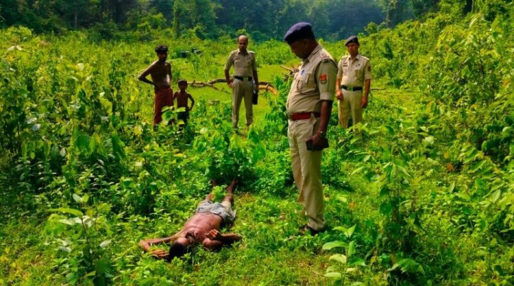 The body of an unidentified person was recovered in the rubber garden at Bagma !!