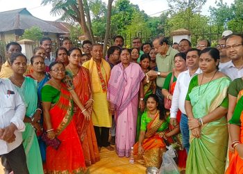 4 Barajala Lankamura Community Hall a discussion meeting