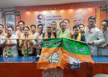 13 leaders left Tipra Motha party and joined BJP.