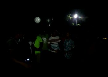 The villagers of the local area blocked the road as the electricity service was off for 4 days in the Gopalpur area.