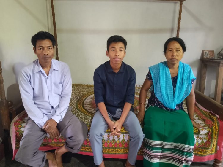 Urge for support for education to the Chief Minister