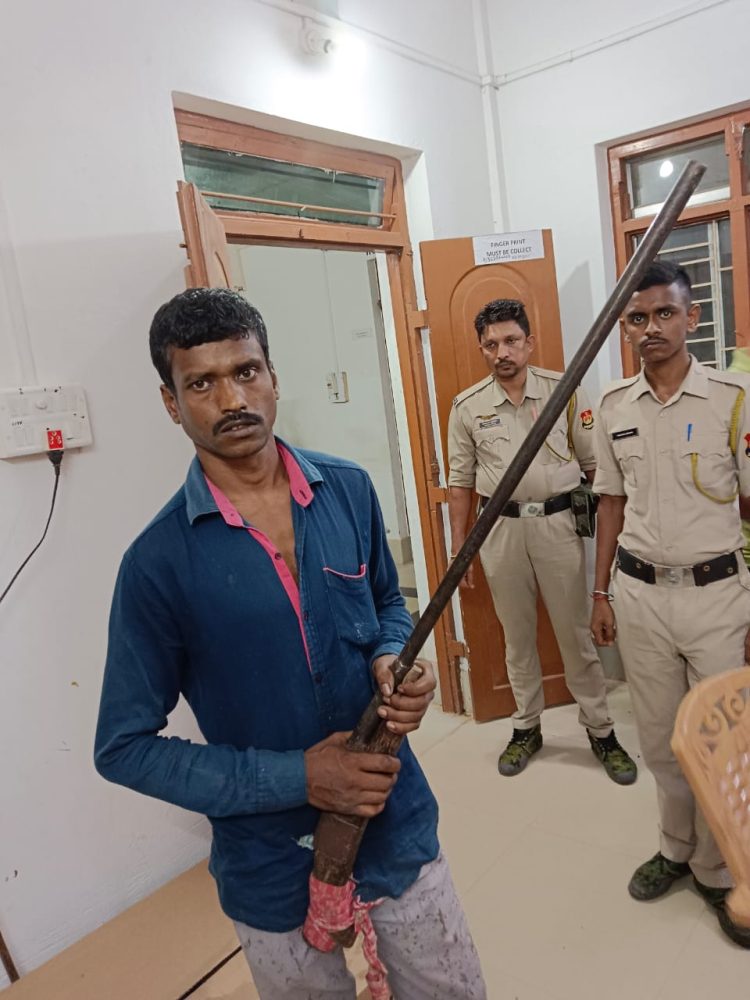 One arrested with country made gun