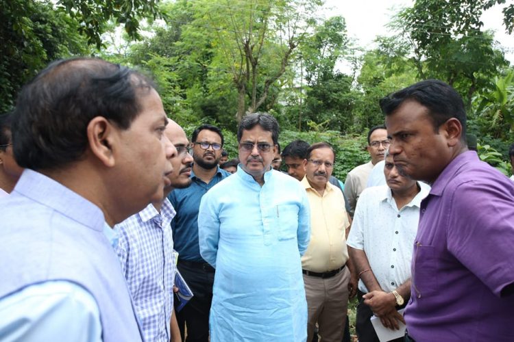 CM inspects land for setting up Unity Mall, Construction Soon