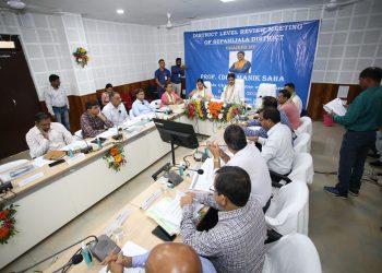 CM attend review meeting