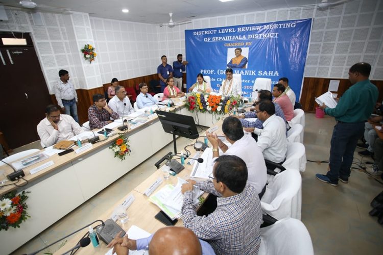 CM attend review meeting