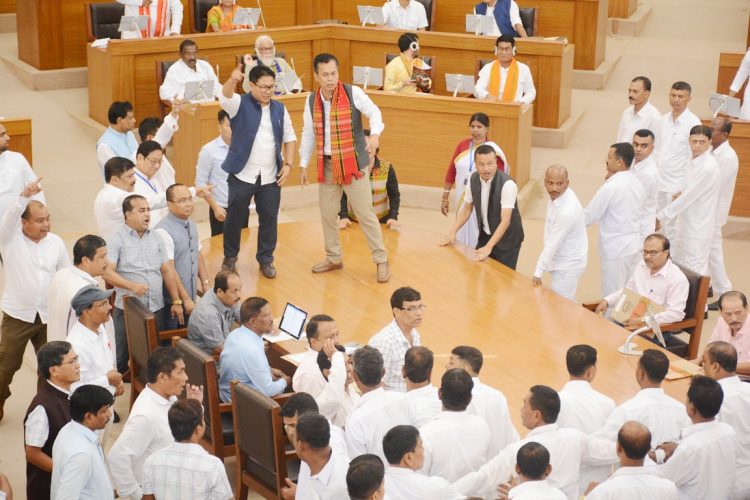 5 MLAs suspended on first day of assembly session over Yadav Lal Nath