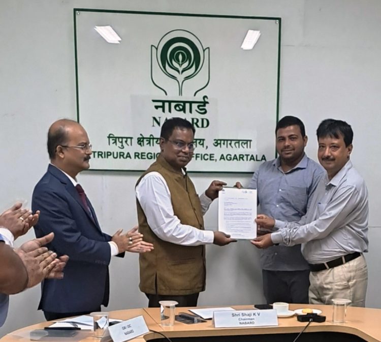 NABARD Chairman visits and appreciates developmental activities in Tripura
