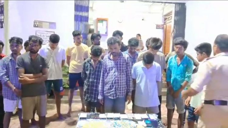 20 drug dealers arrested
