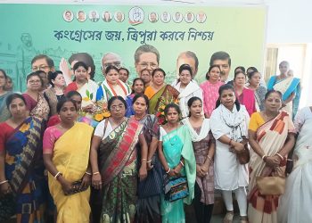 Congress felicitates new President of Pradesh Mahila Congress