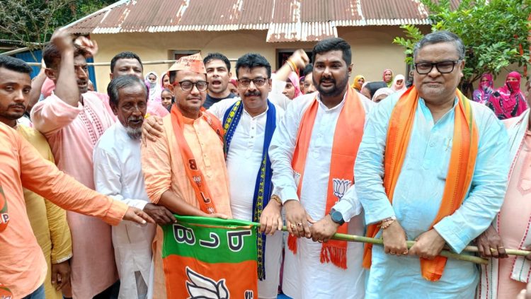 Former minister Shahid Chowdhury’s brother Farooq Chowdhury joined the BJP