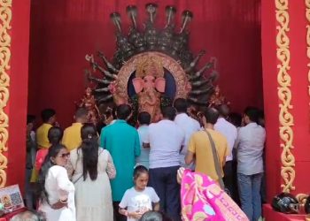 Ganesh Chaturthi Puja begins today with the chanting of Vedic mantras. Puja is going on in different places in small and large scale. Like every year this year also Ganpati organized their puja according to the capacity of the social organization.