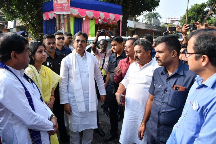 Durga Mandap burnt to ashes, Chief Minister Visits the spot, assures assistance to the victims