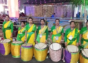 Seven women dhakis are the main attraction of this puja