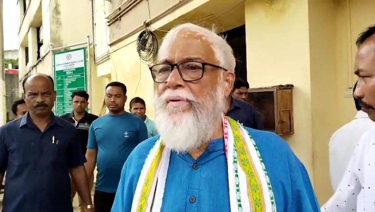 Man thrashed for installing flex