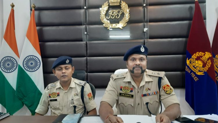 Around 400 new Durga Pujas this year: Police