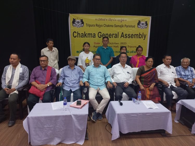 14 Christian families returned to traditional religion