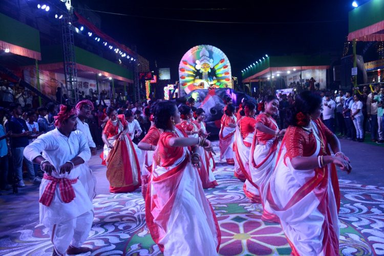 Mayer Gomon carnival evokes huge response