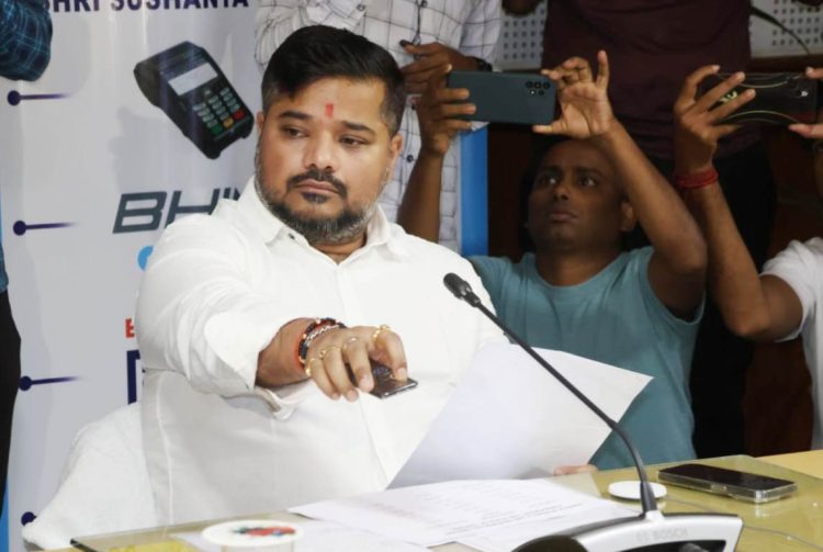 Cashless service also started in transport department