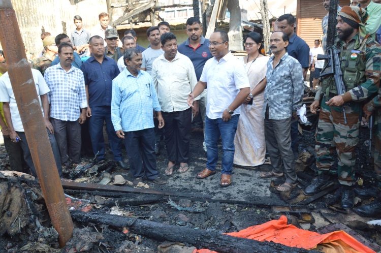 The opposition leader demanded financial assistance from the government to rehabilitate the affected businessmen