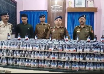 Illegal cough syrup worth 10 lakh rupees recovered