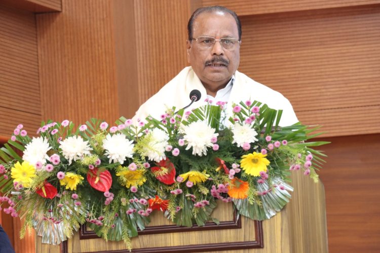 The governor made aware to prevent child marriage