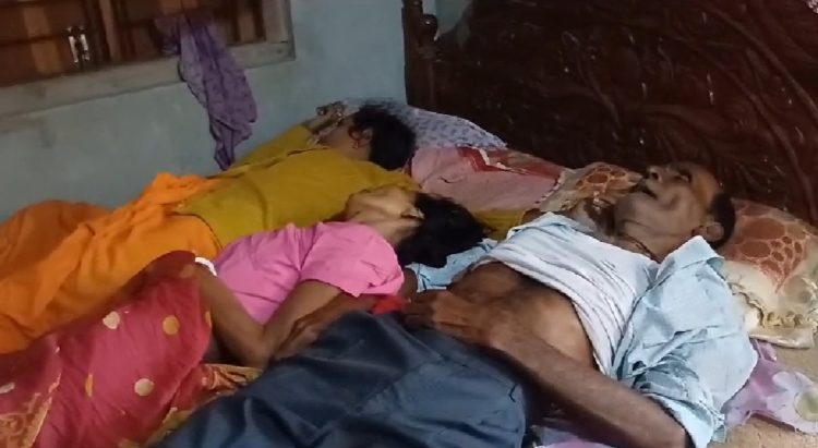 Three dead bodies from same family recovered