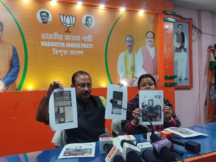 State BJP President criticizes for recovery of crores of rupees from Congress leader