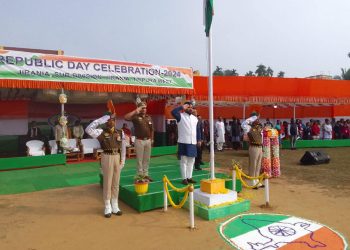 On the occasion of our proud #75th_Republic_Day today, hoisting of the National Flag with due dignity at Jiraniya Mahakuma based Republic Day Celebration organized at #Virendranagar_Higher_Secondary_Vidhyalay.