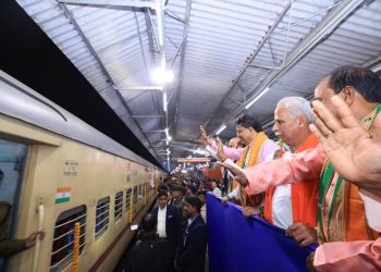 Tripura CM Flags Off Special “Astha” Train from Agartala to Ayodhya
