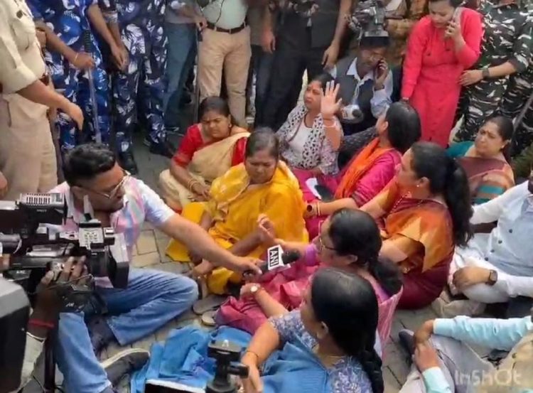 Delegation Faces Obstruction in Sandeshkhali: Union Minister to File Complaint